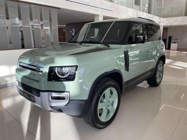 Land Rover Defender 130 Outbound — photo 12