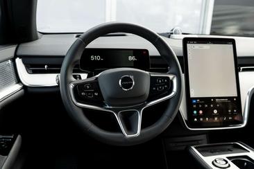 Volvo EX90 Twin Motor — photo 18