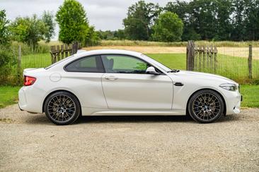 BMW M2 Competition — photo 7