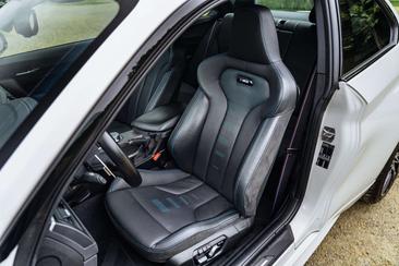BMW M2 Competition — photo 19