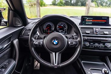 BMW M2 Competition — photo 24