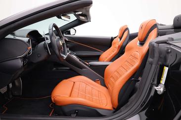 Ferrari Roma Spider — photo 16