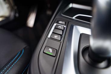 BMW M2 Competition — photo 31