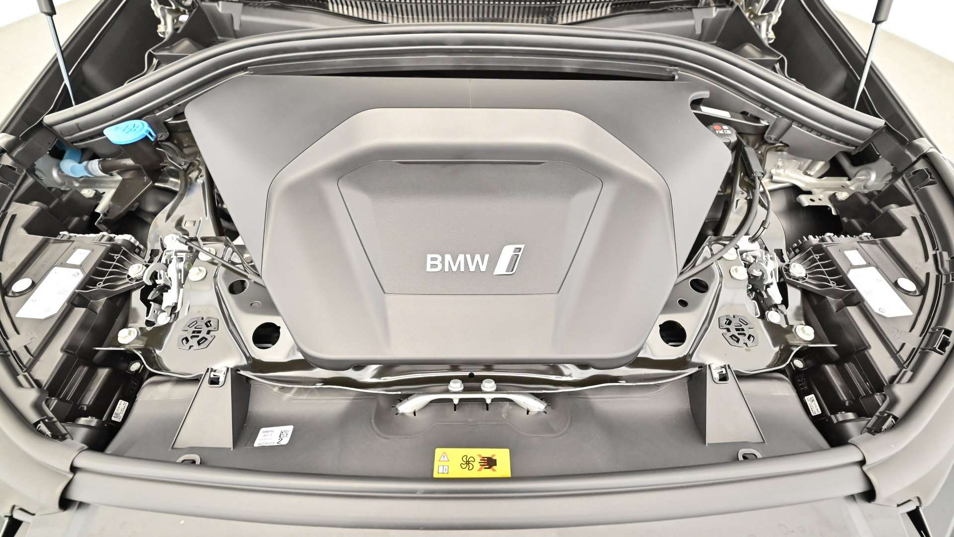 BMW IX1 EDrive20 - 2024 - Joinsteer - #7