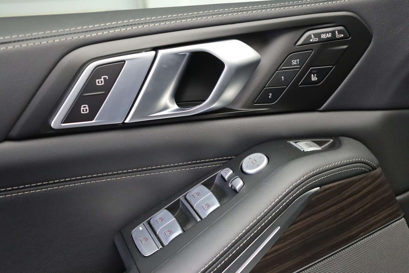 BMW X7 M Sport XDrive40i - 2025 - Joinsteer - #9