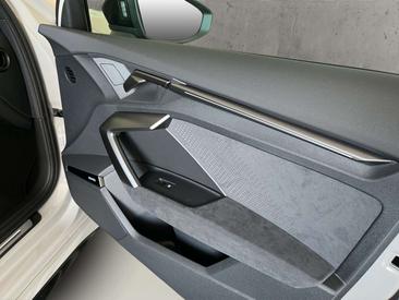 Audi RS3 Sportback — photo 13