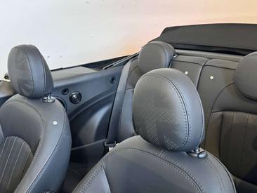 Mini Cabriolet Cabriolet John Cooper Works — photo 30