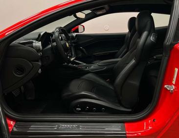 Ferrari GTC4Lusso — photo 7