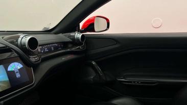 Ferrari GTC4Lusso — photo 20