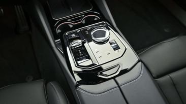 BMW Série 5 Touring 540d XDrive — photo 18