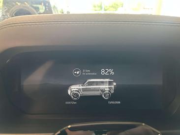 Land Rover Defender 130 D300 MHEV — photo 15
