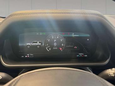 Land Rover Defender 90 V8 (P525) — photo 9