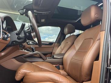 Porsche Cayenne III E-Hybrid — photo 5