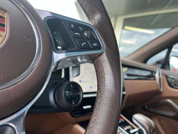 Porsche Cayenne III E-Hybrid — photo 12