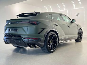 Lamborghini Urus Performante — photo 8