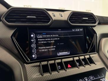 Lamborghini Urus Performante — photo 22