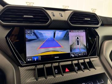 Lamborghini Urus Performante — photo 24