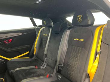Lamborghini Urus Performante — photo 29