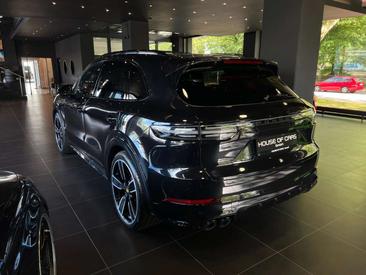 Porsche Cayenne III GTS — photo 6