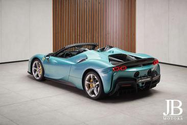 Ferrari SF90 Spider — photo 2