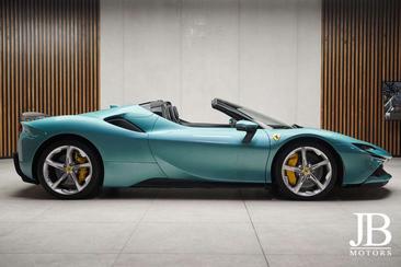 Ferrari SF90 Spider — photo 3