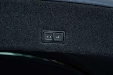 Lamborghini Urus SE — photo 6