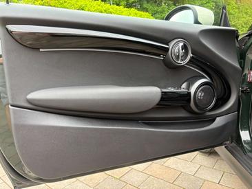 Mini 3 Portes Berline Cooper SE — photo 13