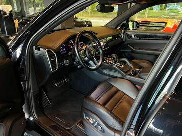 Porsche Cayenne III GTS — photo 14