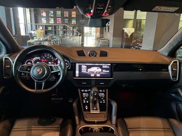 Porsche Cayenne III GTS — photo 15