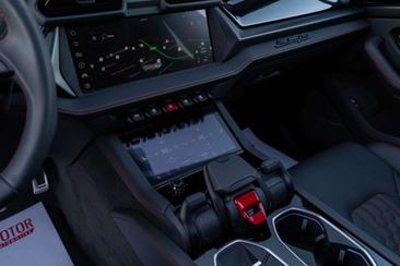 Lamborghini Urus SE — photo 23