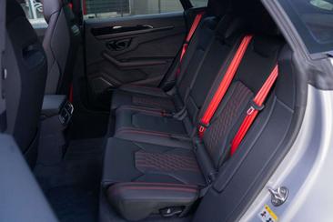 Lamborghini Urus SE — photo 28