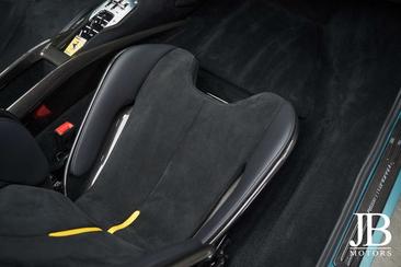 Ferrari SF90 Spider — photo 28