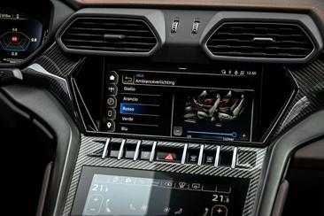Lamborghini Urus S — photo 17