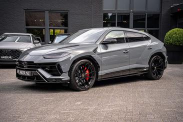 Lamborghini Urus S — photo 18