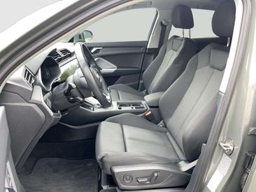 Audi Q3 35 TDI — photo 12