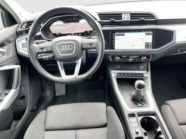 Audi Q3 35 TDI — photo 14