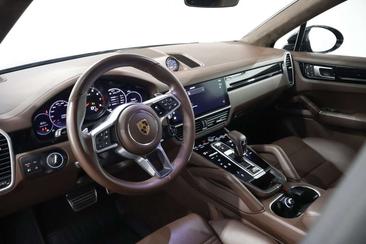 Porsche Cayenne III GTS — photo 10