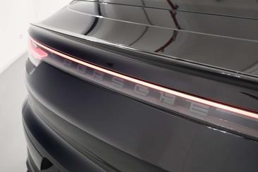 Porsche Cayenne III GTS — photo 15