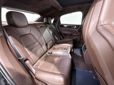 Porsche Cayenne III GTS — photo 21