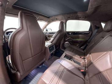 Porsche Cayenne III GTS — photo 22
