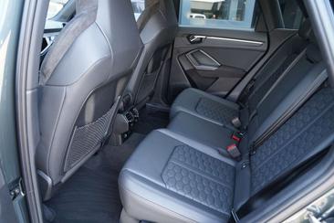 Audi RSQ3 — photo 18