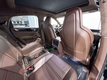 Porsche Cayenne III GTS — photo 24