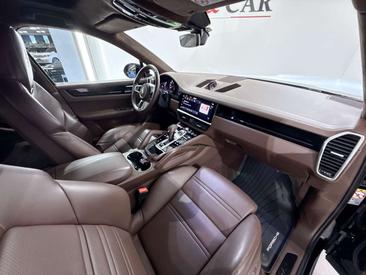 Porsche Cayenne III GTS — photo 26