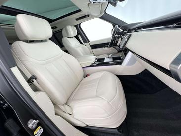 Land Rover Range Rover D350 — photo 9