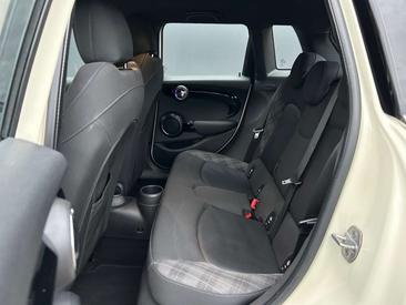 Mini 3 Portes Berline Cooper S — photo 14