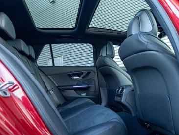Mercedes Classe C Berline 300 E — photo 17