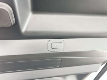 Land Rover Range Rover D350 — photo 22