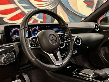 Mercedes Classe A Berline 250 E — photo 14