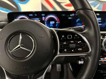 Mercedes Classe A Berline 250 E — photo 17