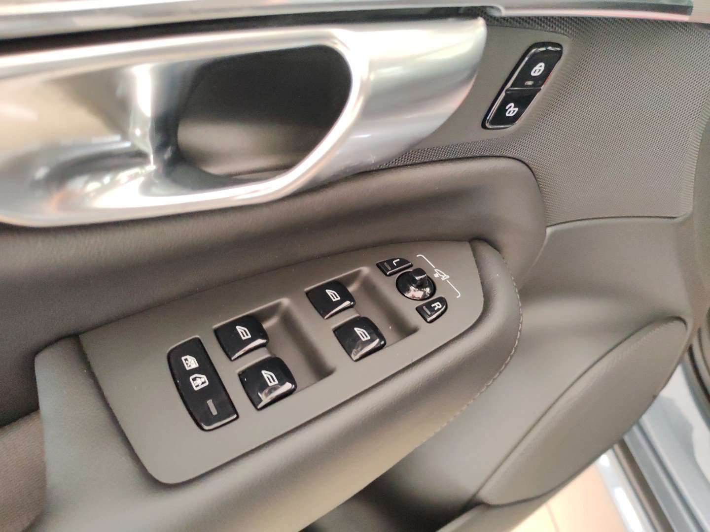 Volvo XC90 B5 INSCRIPTION - 2023 - Joinsteer - #17